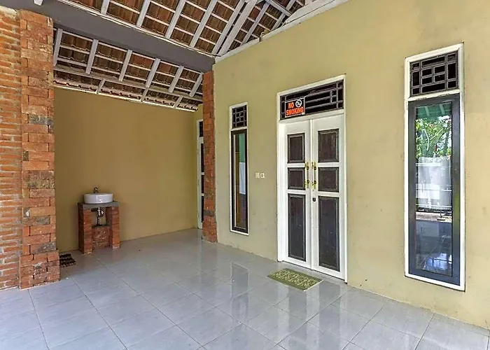 ホテル House Of Hobbit Gerokgak