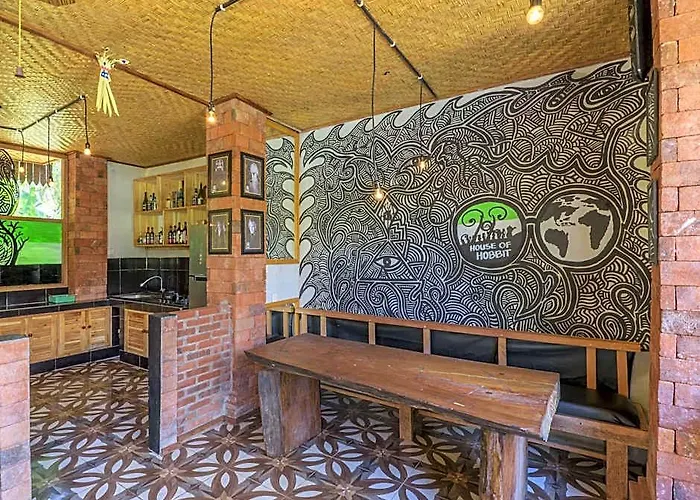 House Of Hobbit ホテル Gerokgak